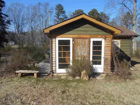 750 Flat Shoals Rd, Walhalla, SC 29691 photo 2