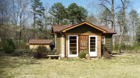 750 Flat Shoals Rd, Walhalla, SC 29691 photo 1