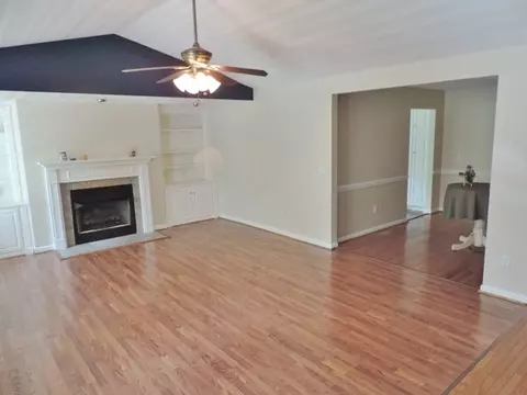 115 Buxton Dr, Walhalla, SC 29691 photo 4
