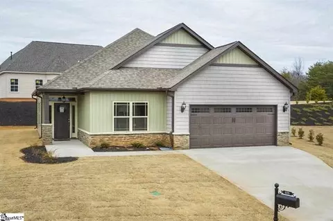 105 Redbay Ct, Easley, SC 29640 photo 2