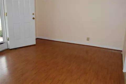 302 Tribble St, Honea Path, SC 29654 photo 4