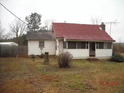 220 E Bear Swamp Rd, Walhalla, SC 29691 photo 1