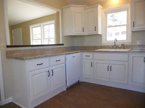 301 Jamestown Rd, Easley, SC 29640 photo 3