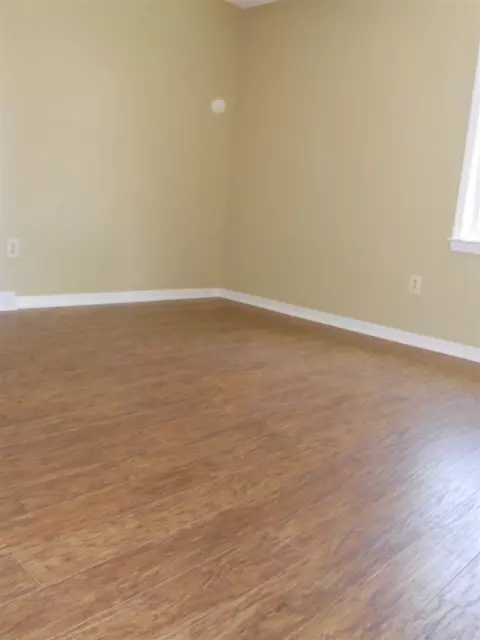 301 Jamestown Rd, Easley, SC 29640 photo 8