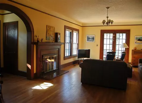 304 Pendleton, Clemson, SC 29631 photo 5