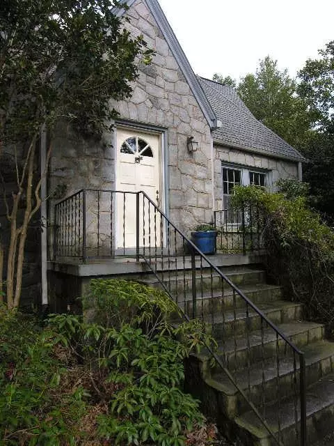 304 Pendleton, Clemson, SC 29631 photo 1