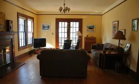 304 Pendleton, Clemson, SC 29631 photo 4