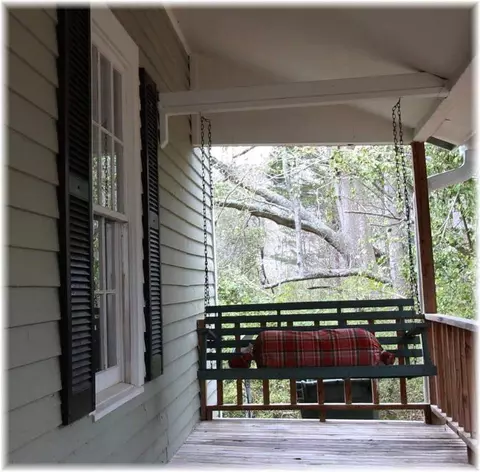 118 James Cir, Central, SC 29630 photo 4
