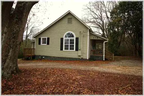 118 James Cir, Central, SC 29630 photo 2