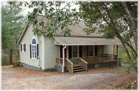 118 James Cir, Central, SC 29630 photo 1