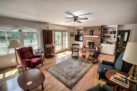506 Warley, Pendleton, SC 29670 photo 5