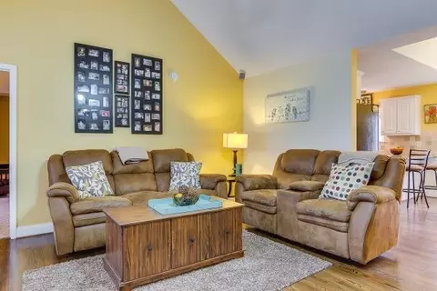 103 Hallmark Cir, Easley, SC 29640 photo 14