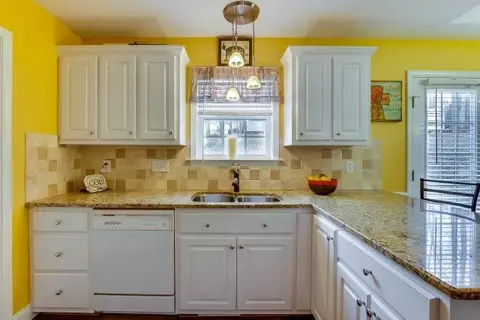 103 Hallmark Cir, Easley, SC 29640 photo 10
