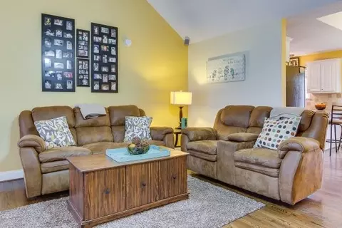 103 Hallmark Cir, Easley, SC 29640 photo 6