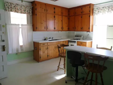 512 E Main St, Liberty, SC 29657 photo 10