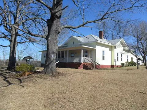 512 E Main St, Liberty, SC 29657 photo 5