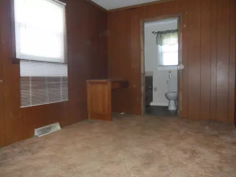 512 E Main St, Liberty, SC 29657 photo 20