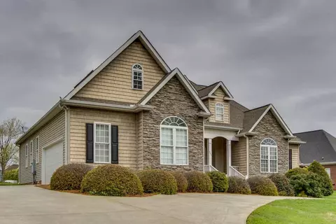 206 Brighton Cir, Easley, SC 29642 photo 3