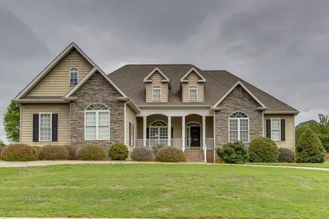 206 Brighton Cir, Easley, SC 29642 photo 1