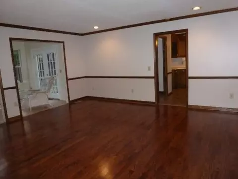 300 Exeter Close, Easley, SC 29642 photo 4