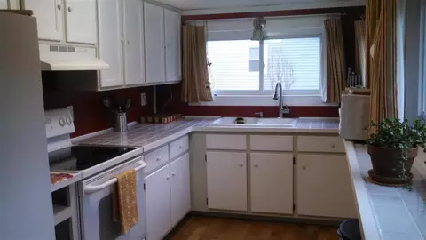 205 Orr St, Honea Path, SC 29654 photo 2