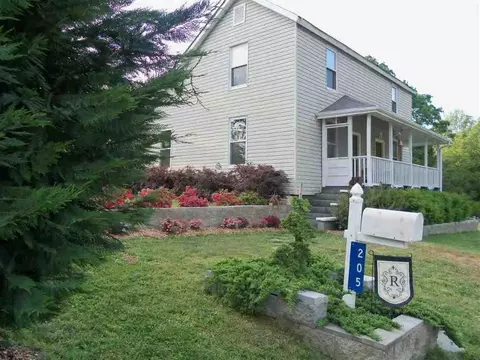205 Orr St, Honea Path, SC 29654 photo 1