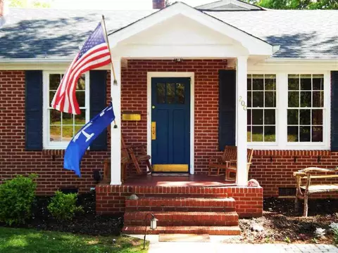 200 E 3rd Ave, Easley, SC 29640 photo 3