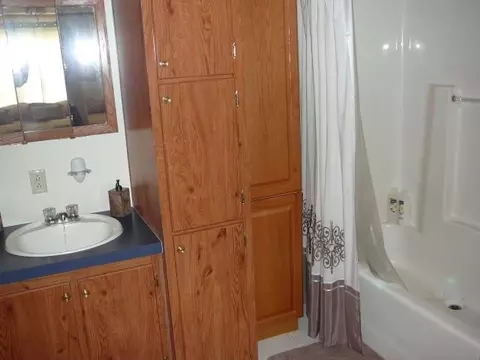 129 Third Ave, Iva, SC 29655 photo 5
