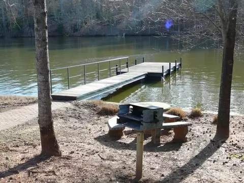 135 Waterside Dr, Iva, SC 29655 photo 8