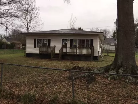 111 W 3rd St, Williamston, SC 29697 photo 1