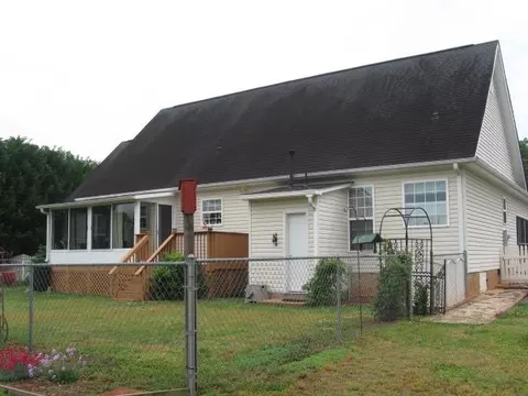 1424 Crestview Rd, Anderson, SC 29621 photo 2