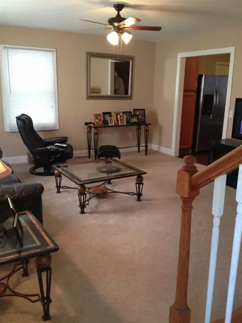 203 Sunset, Easley, SC 29640 photo 4