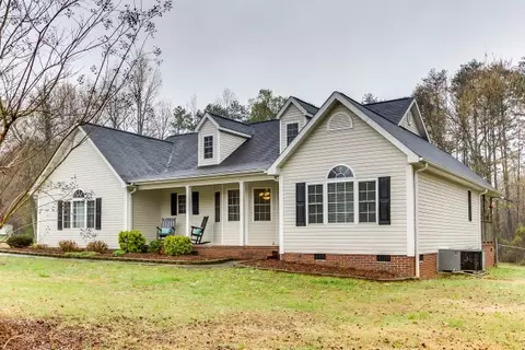 117 Mckell Ct, Easley, SC 29640 photo 2