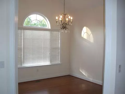 501 Hendricks Rd, Easley, SC 29642 photo 4
