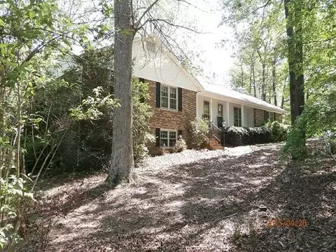104 Hyde Ln, Clemson, SC 29631 photo 2