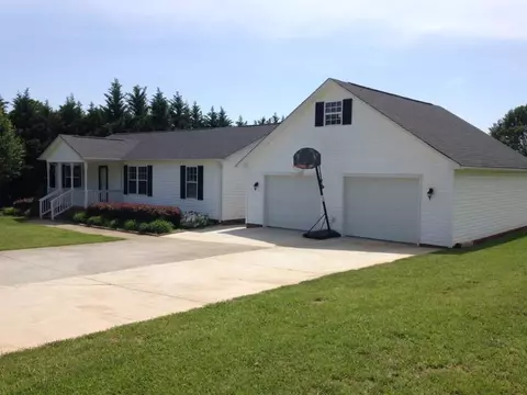 1015 Welcome Rd, Williamston, SC 29697 photo 1