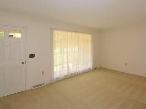1900 Millgate Rd, Anderson, SC 29621 photo 2