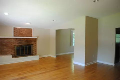 1112 Summers Dr, Pendleton, SC 29670 photo 4