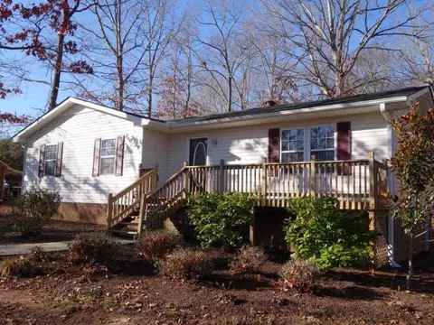 180 Fieldcrest Dr, Central, SC 29630 photo 3