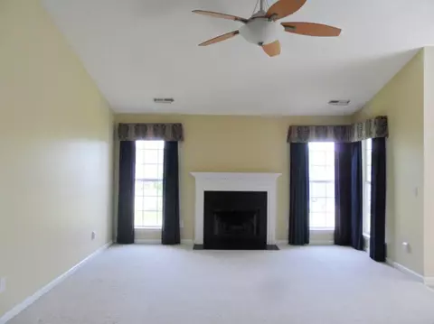 116 Worcester Ln, Easley, SC 29642 photo 4