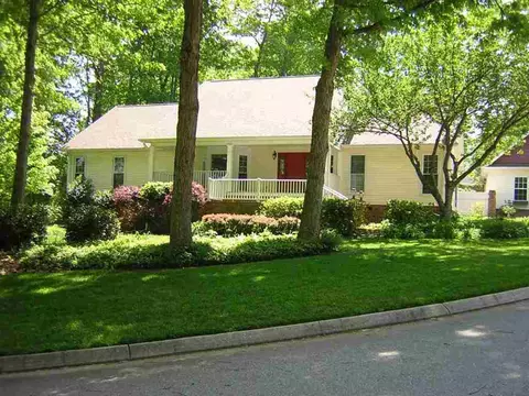155 Plantation Dr, Easley, SC 29642 photo 1