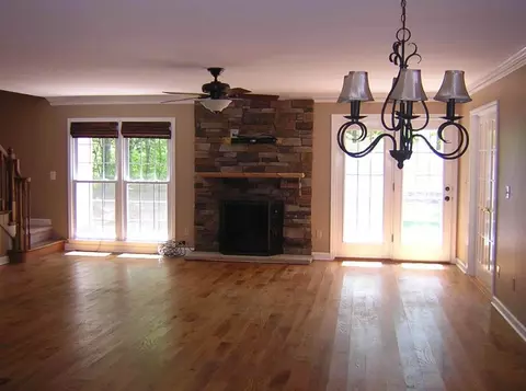 155 Plantation Dr, Easley, SC 29642 photo 4