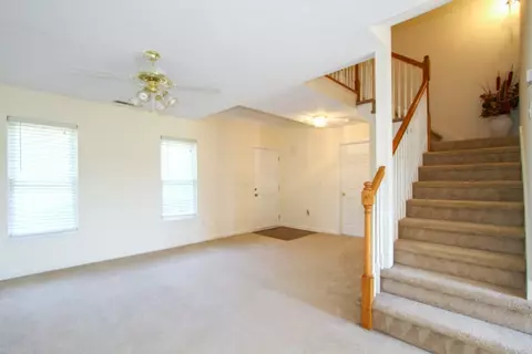 100 Pine Lake Dr, Easley, SC 29642 photo 3
