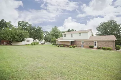 110 Del Riso Cir, Easley, SC 29642 photo 2