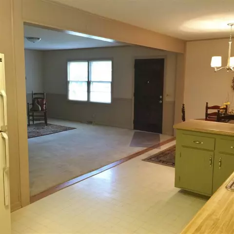 104 Holliday Ln, Pendleton, SC 29670 photo 9