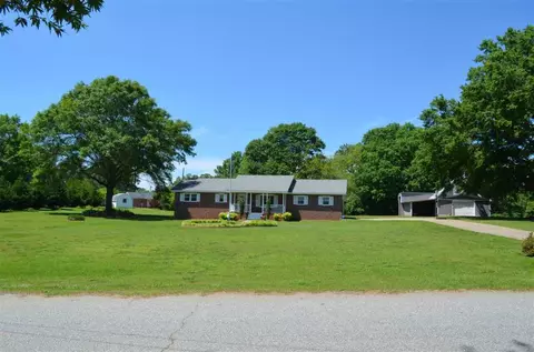 4 Lone Oak Dr, Honea Path, SC 29654 photo 1