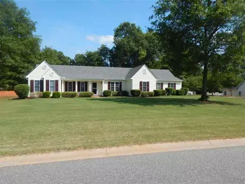 111 Carrie Leigh Ln, Pendleton, SC 29670 photo 1