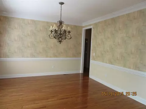 104 Warren Dr, Easley, SC 29640 photo 10