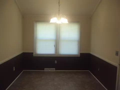 314 Jamestown Rd, Easley, SC 29640 photo 3