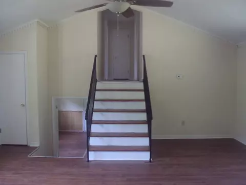 314 Jamestown Rd, Easley, SC 29640 photo 2